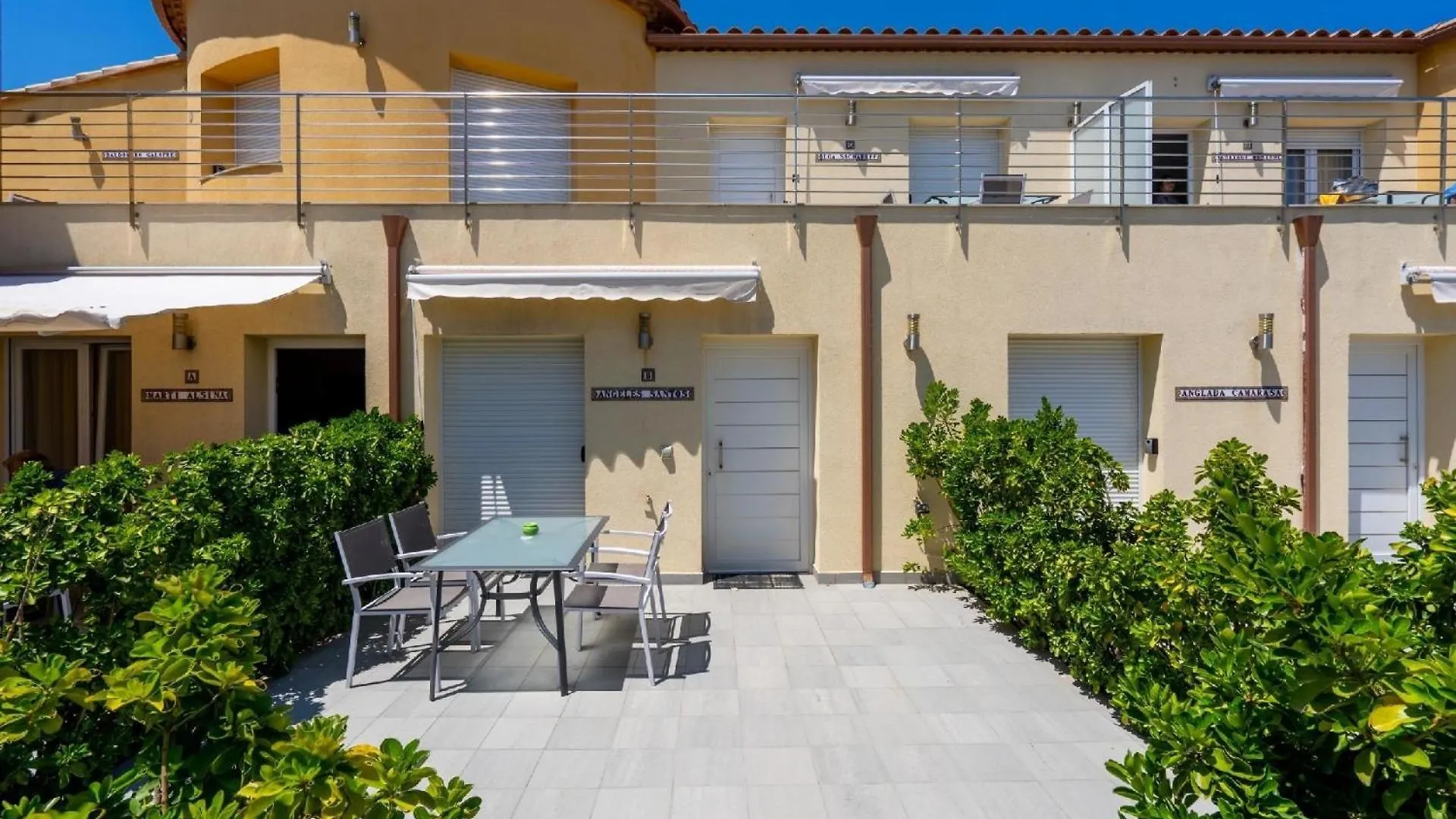Ferienwohnung Fuer 4 Personen Ca 60 Qm In Empuriabrava, Costa Brava Golf De Roses Apartment Empuriabrava