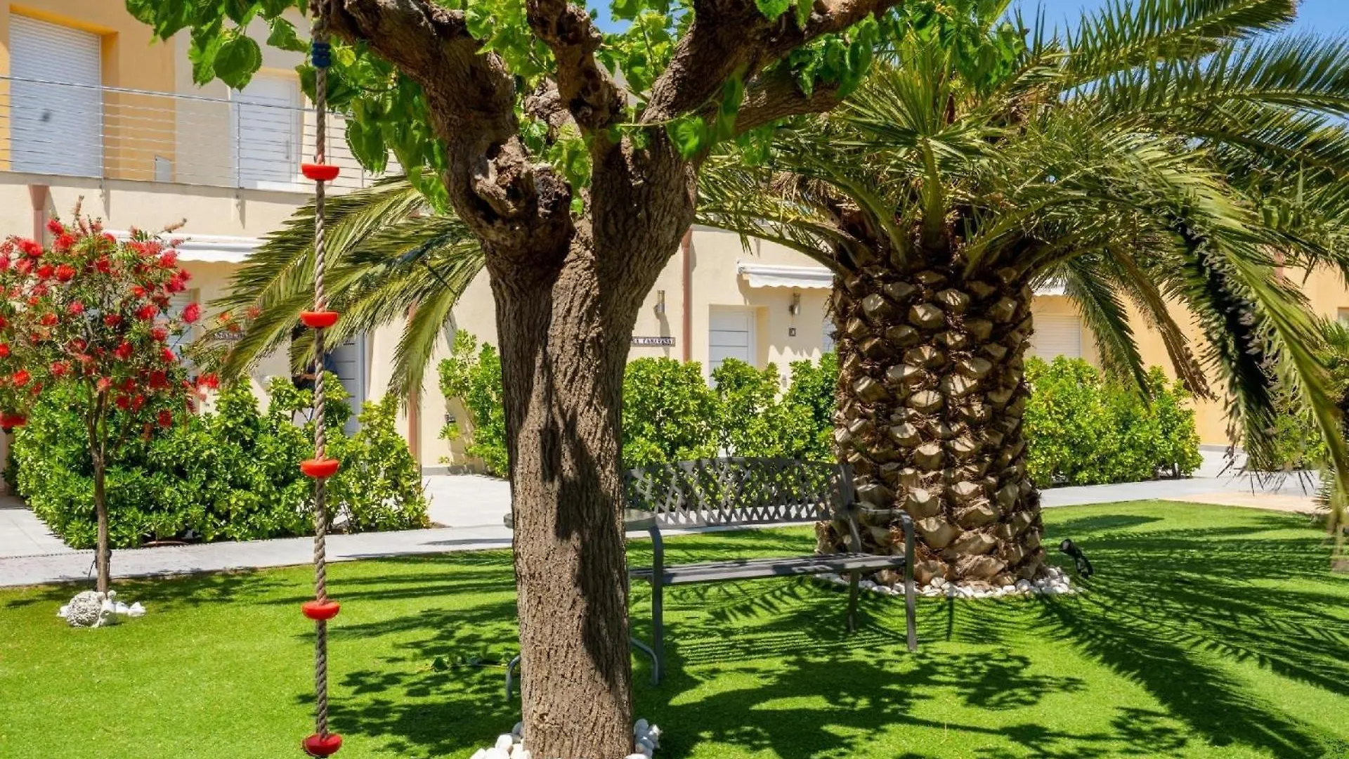 Apartment Ferienwohnung Fuer 4 Personen Ca 60 Qm In Empuriabrava, Costa Brava Golf De Roses